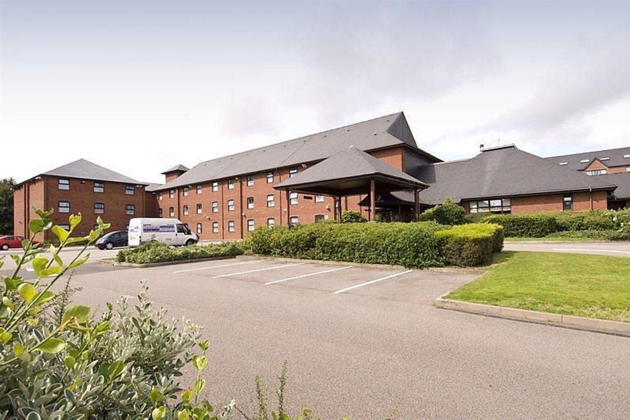 Premier Inn Birmingham City - Aston Exterior foto