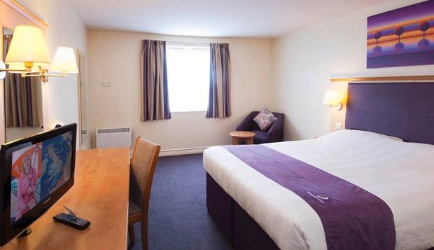 Premier Inn Birmingham City - Aston Exterior foto